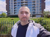 Selfies, 12MP - f/2.0, ISO 64, 1/1000s - Sony Xperia 1 V review