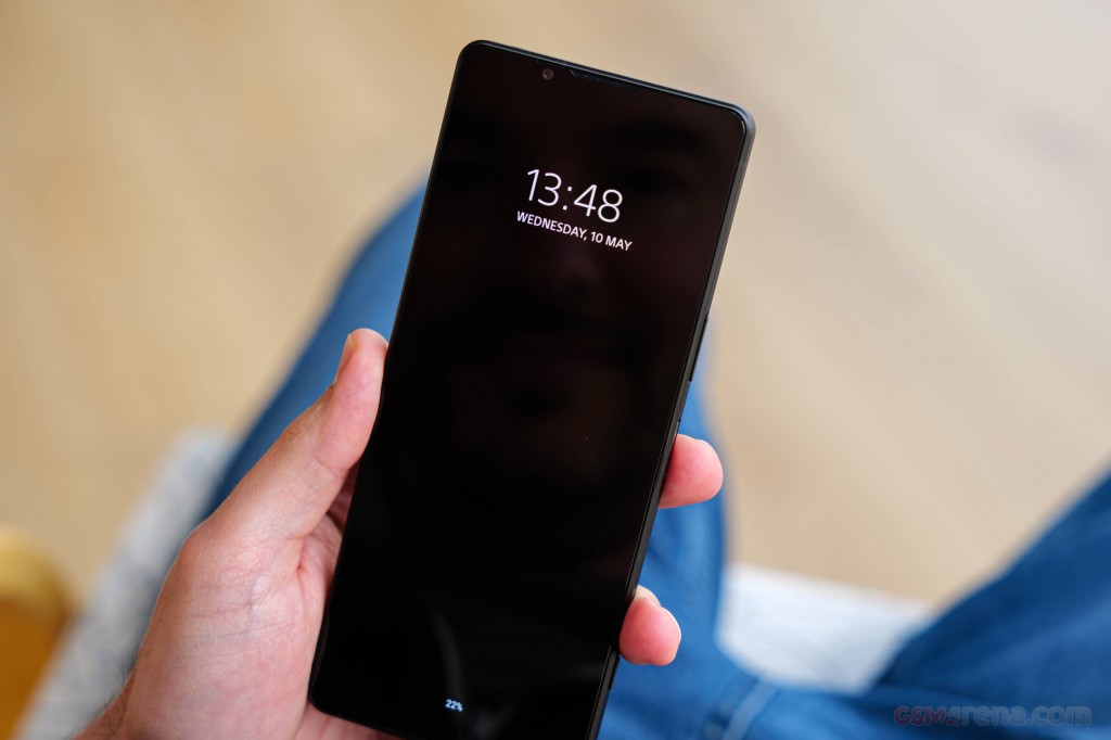 Sony Xperia 1 V pictures, official photos