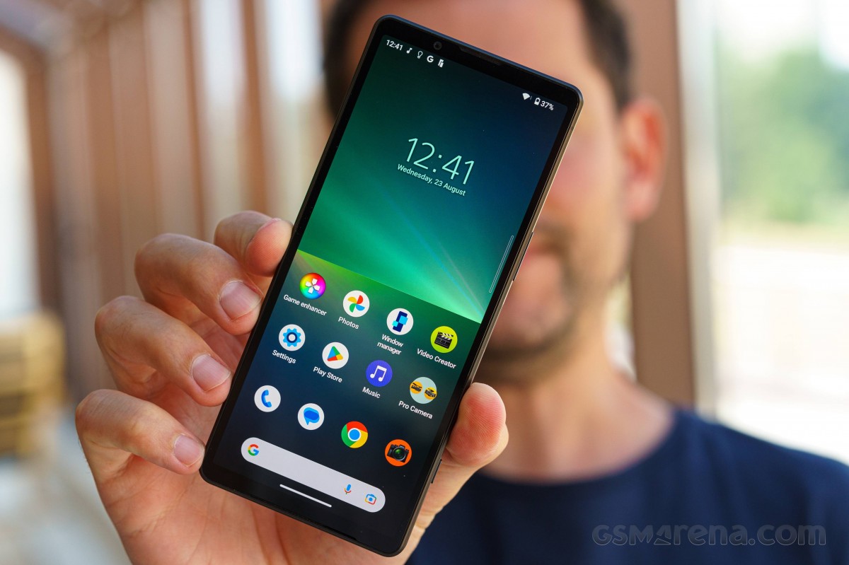 Sony confirms the Xperia 5 V is not coming to the US : r/Android