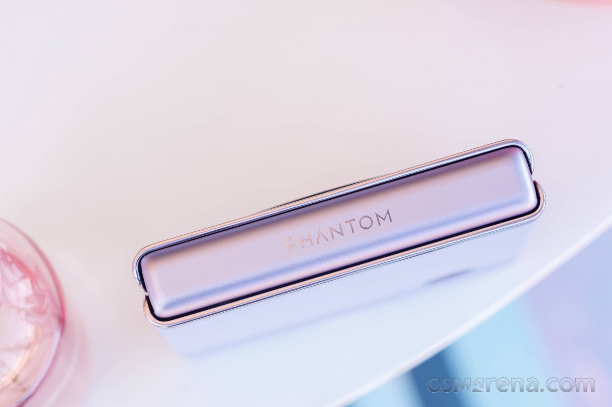 Tecno Phantom V Flip review