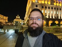 vivo V29 Pro: 12MP selfie camera night mode samples - f/2.0, ISO 6091, 1/19s - vivo V29 Pro review