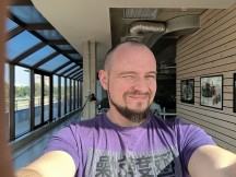 Selfies - f/2.2, ISO 50, 1/460s - Xiaomi 13Т review