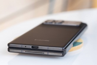 Bottom of the handset - Xiaomi Mix Fold 3 review
