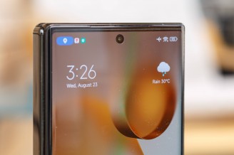 Cover selfie camera and earpiece - Xiaomi Mix Fold 3 review