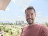 Selfie samples, cover camera - f/2.2, ISO 64, 1/100s - Xiaomi Mix Fold 3 review