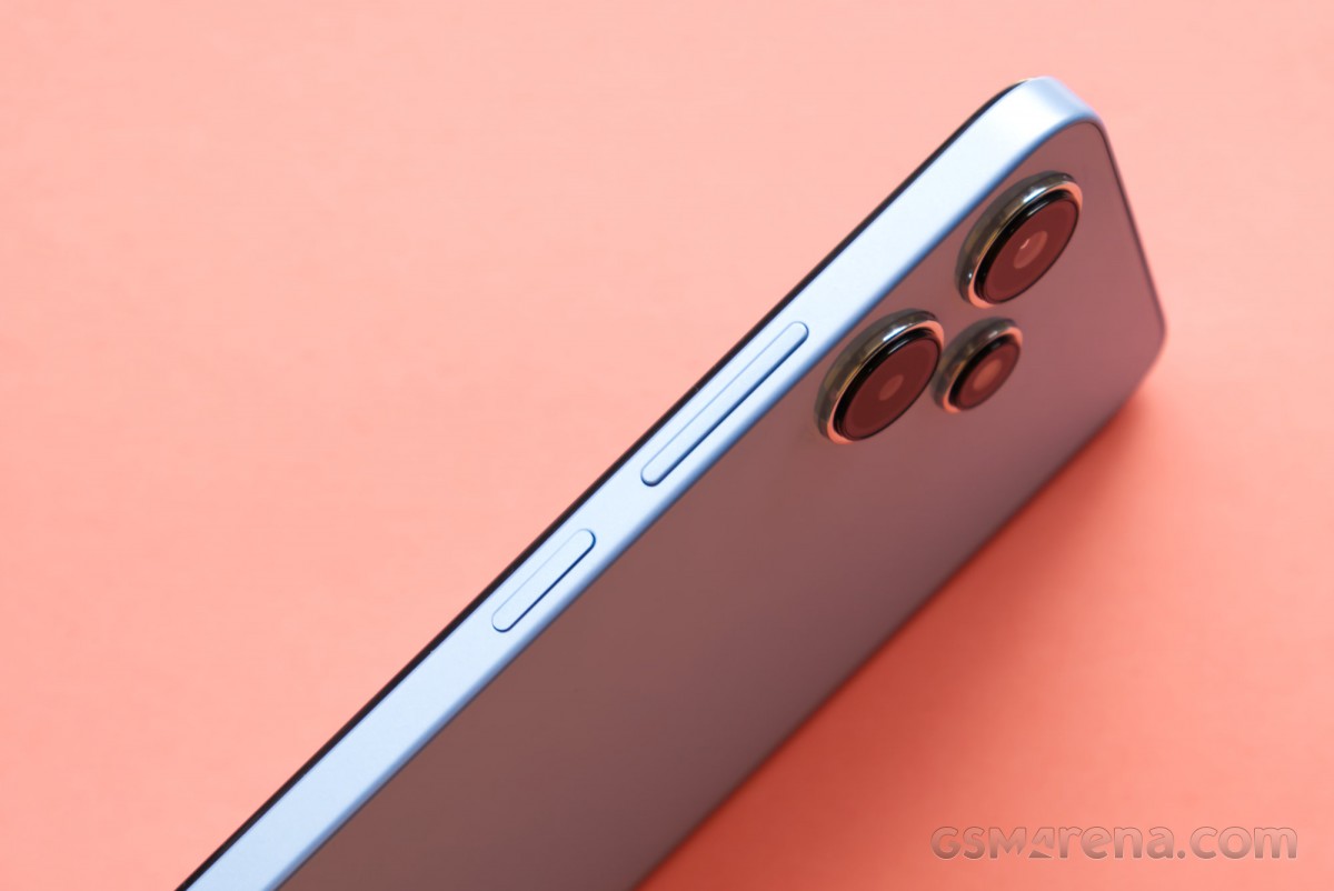 Xiaomi Redmi 12 5G hands-on review: Design, display, charging speed, speaker