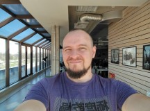Selfies - f/2.5, ISO 50, 1/127s - Xiaomi Redmi Note 12 4G review