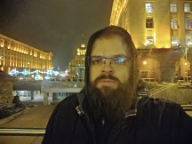 Red Magic 8 Pro: 16MP selfie camera low-light samples - f/2.0, ISO 3100, 1/14s - ZTE nubia Red Magic 8 Pro review