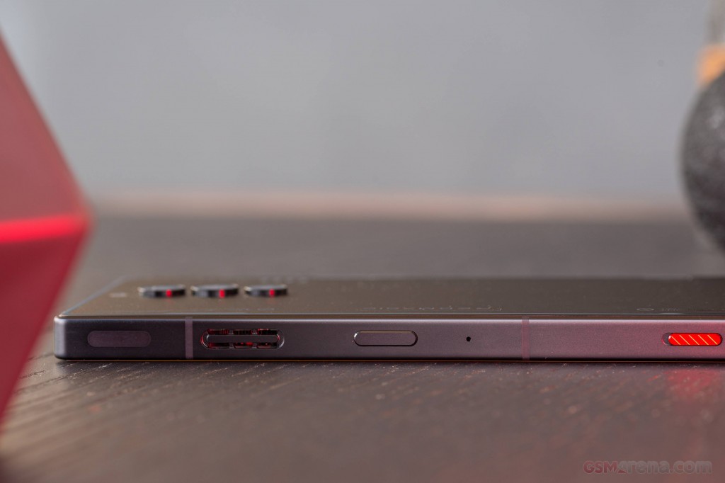 ZTE nubia RedMagic 8 Pro+