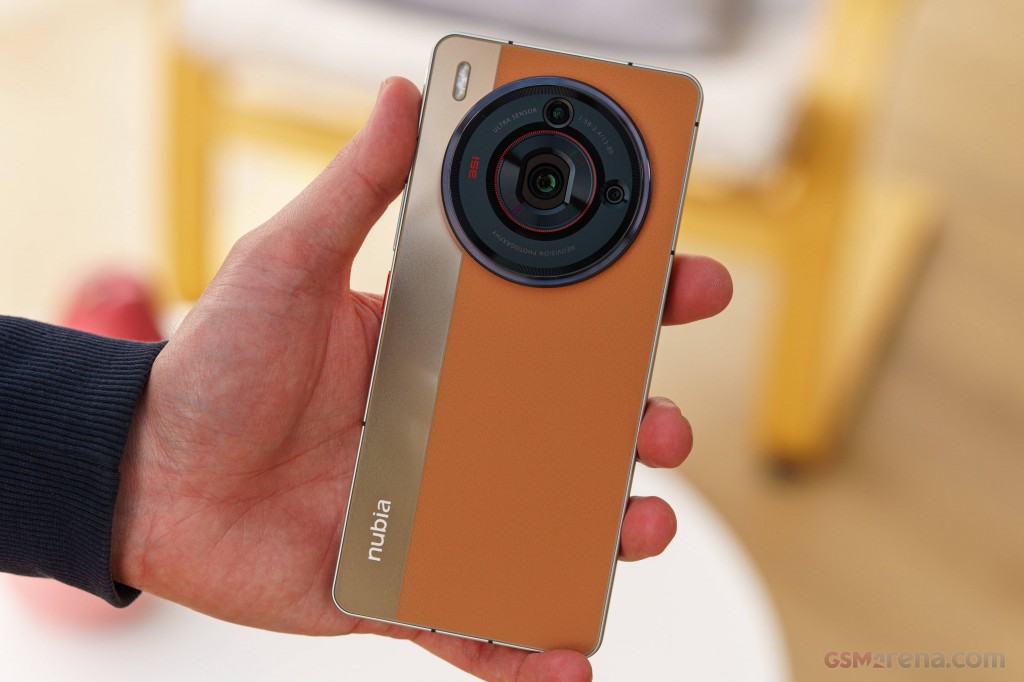 ZTE nubia Z50S Pro pictures, official photos