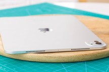 The sides - Apple iPad Pro 11 (2024) review