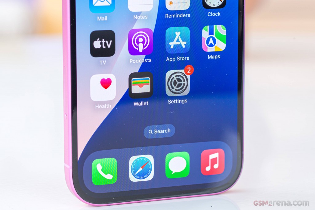 Apple iPhone 16