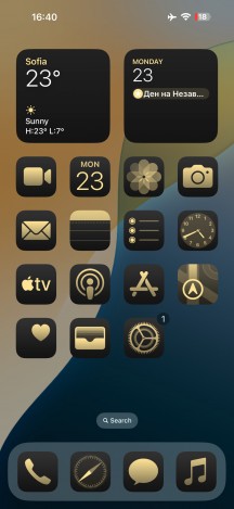 Customizing the homescreen and icons - Apple iPhone 16 review