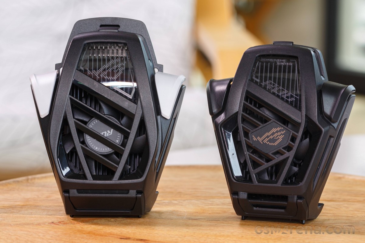 Left: AeroActive Cooler X Pro • Right: AeroActive Cooler X