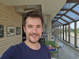 Daylight comparison, selfie camera: Galaxy S24 Ultra - f/2.2, ISO 25, 1/162s - Google Pixel 9 Pro XL review