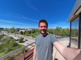 Selfie samples, main camera - f/2.0, ISO 50, 1/750s - Honor Magic V2 review