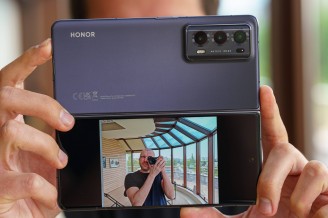 Live view for your subjects - Honor Magic V2 review