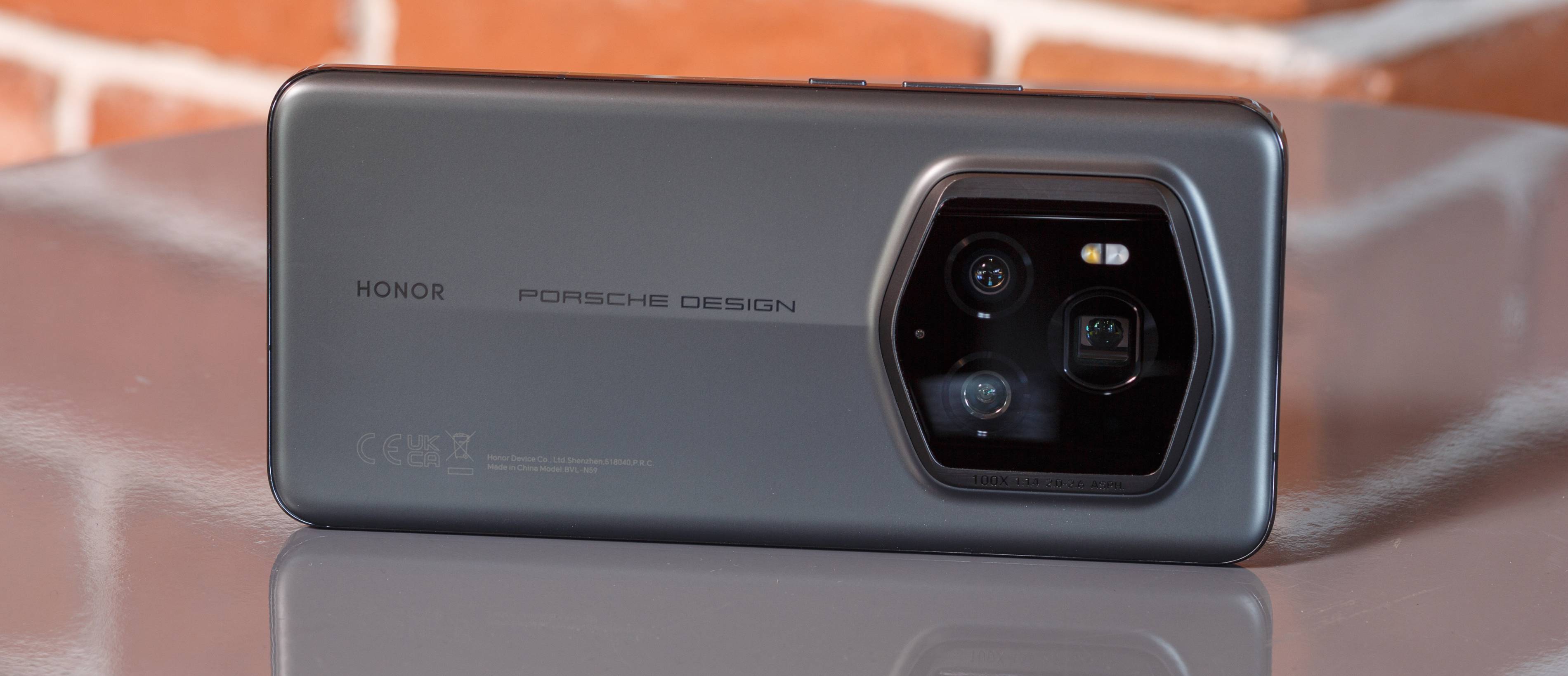 Honor Magic6 RSR Porsche Design review