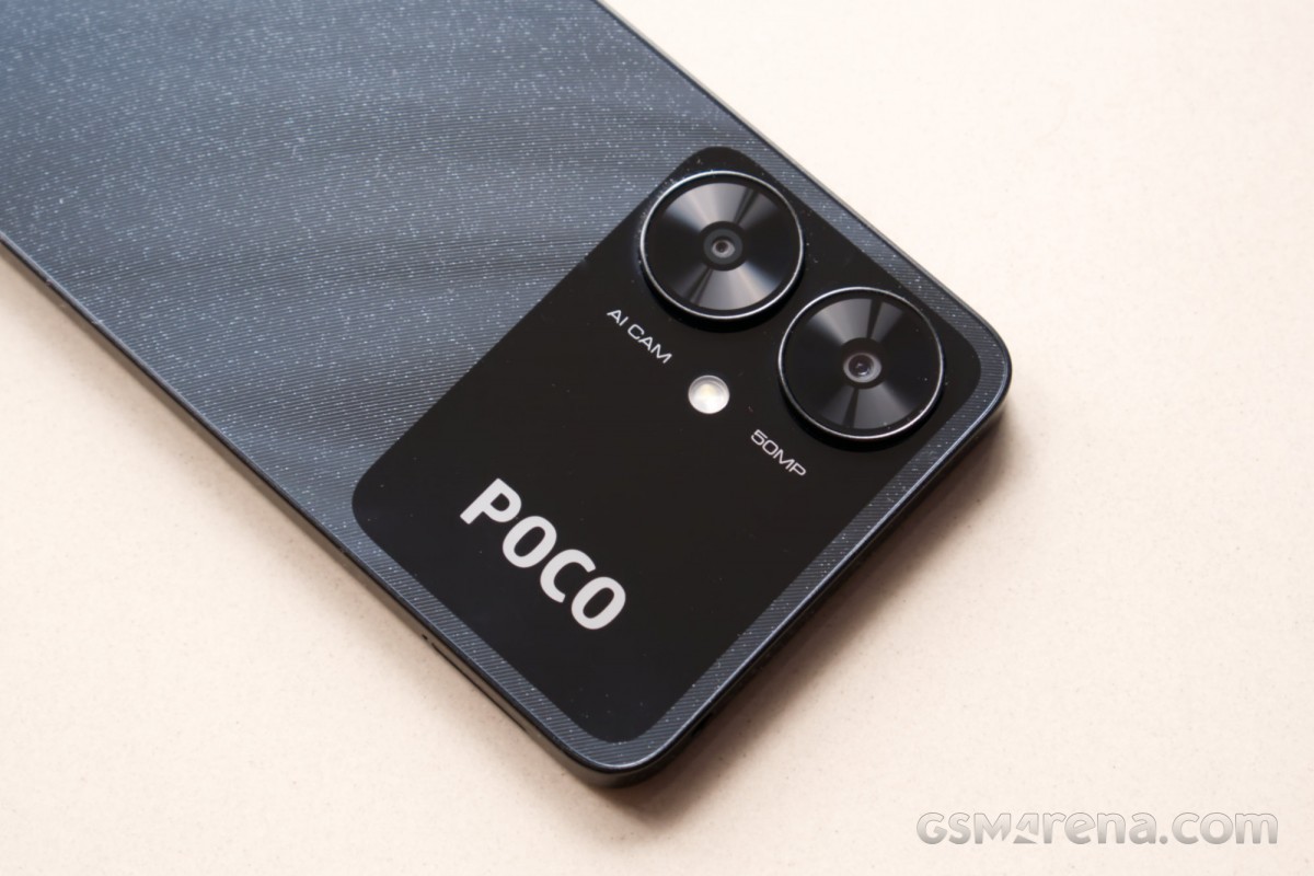 Poco M6 hands-on review