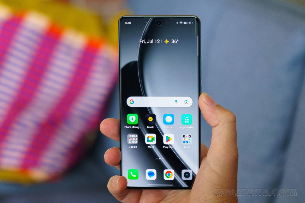 Realme GT 6T in Silver and Green - Realme GT 6T review