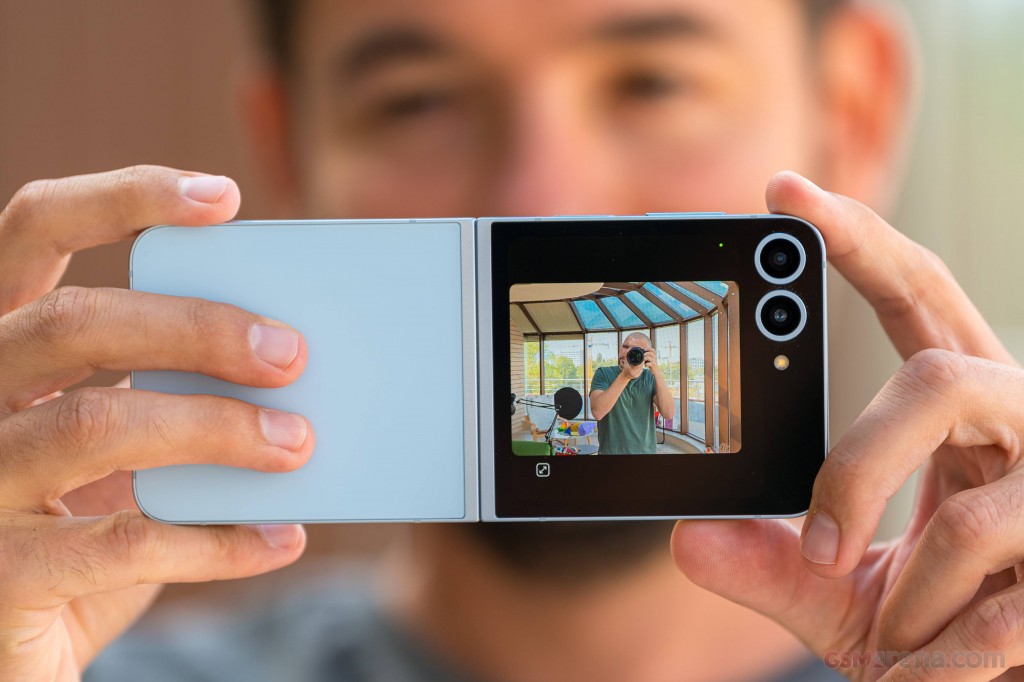 Samsung Galaxy Z Flip6