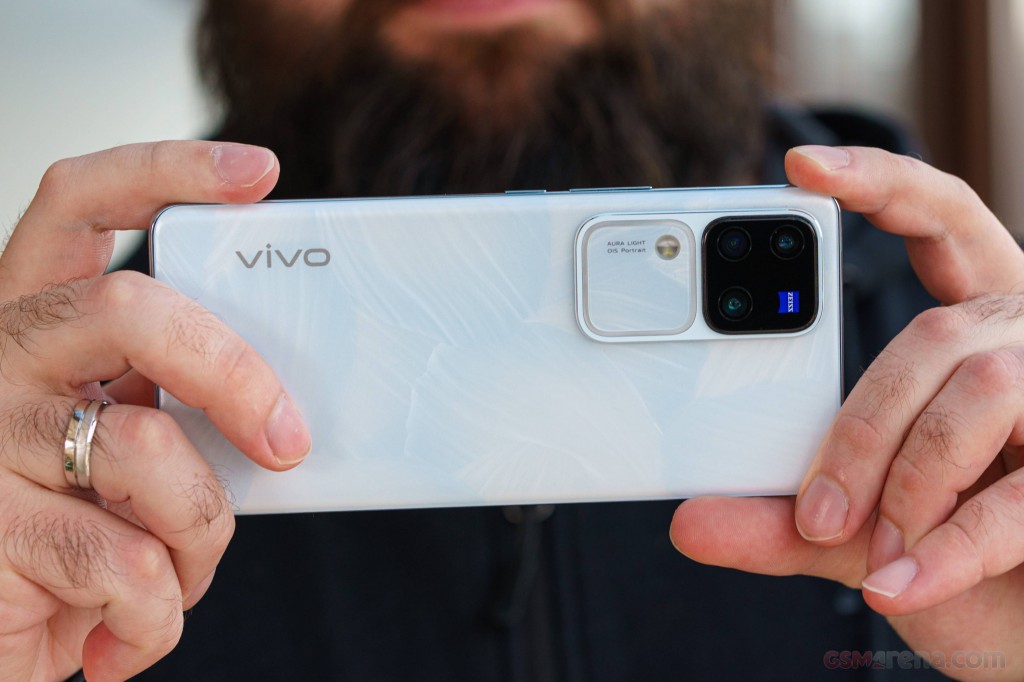 vivo V30 Pro pictures, official photos