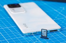 The sides of the vivo V30 Pro - vivo V30 Pro review