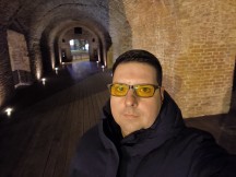 Selfie samples, day and night, Portrait Mode off/on - f/2.2, ISO 1000, 1/14s - Xiaomi 13T Pro long-term review