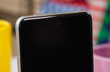 Earpiece slit - Xiaomi 14 Ultra review