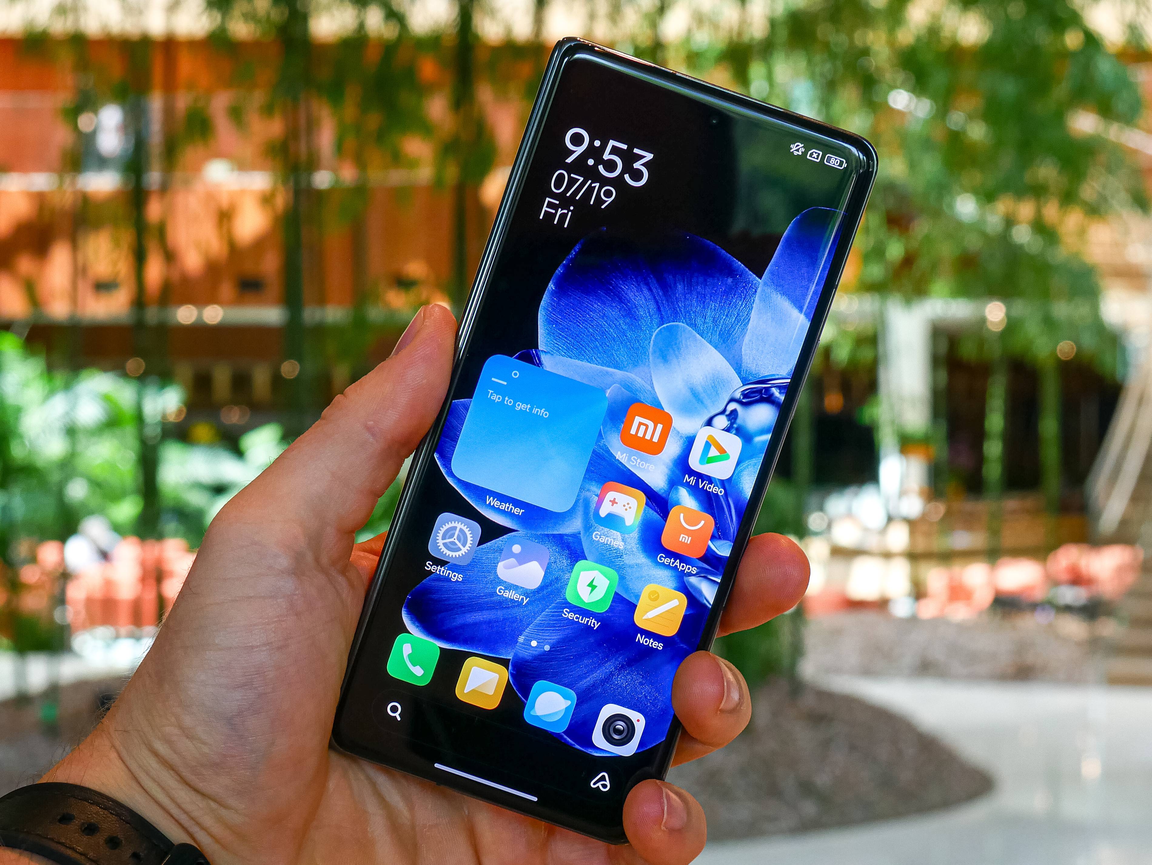 Xiaomi Mix Flip and Mix Fold 4 hands-on review