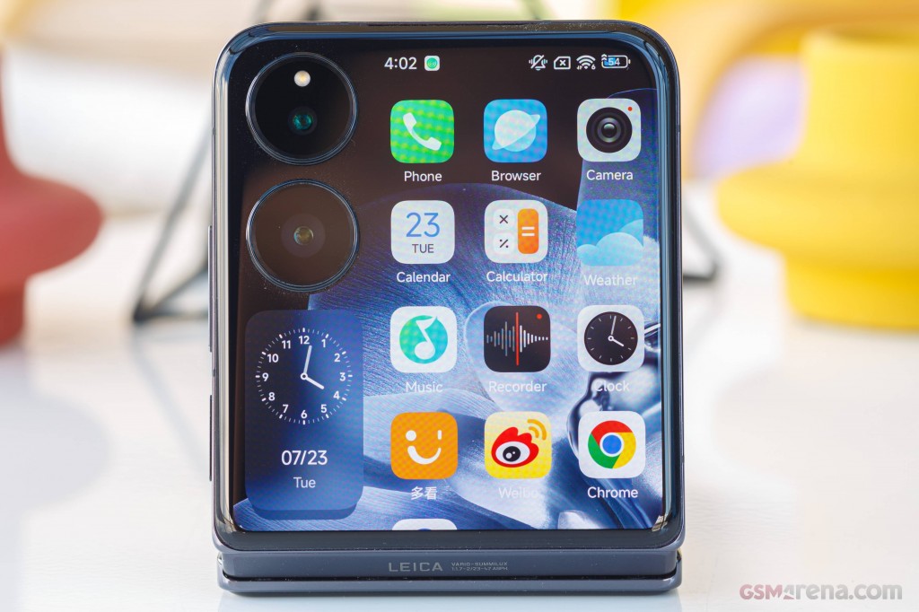 Xiaomi Mix Flip pictures, official photos