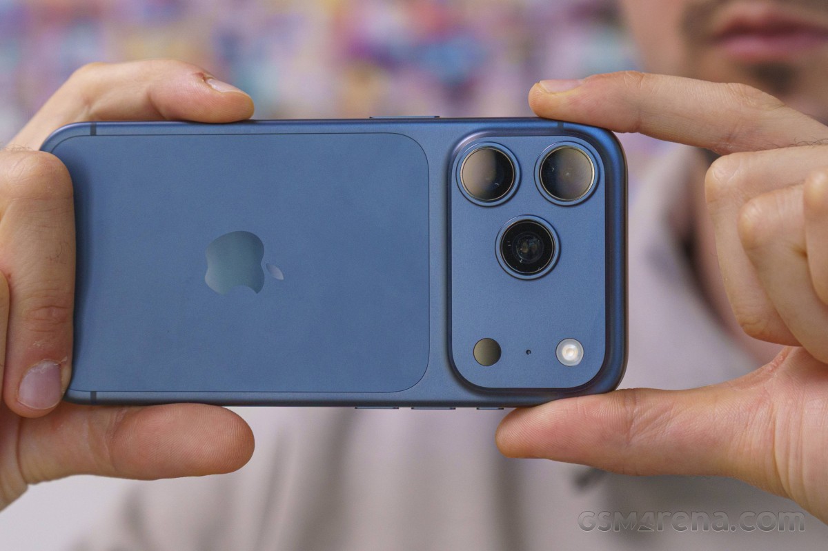 Обзор Apple iPhone 17 Pro