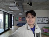 Asus Zenfone 12 Ultra: 8MP selfie camera samples - f/2.0, ISO 144, 1/50s - Asus Zenfone 12 Ultra review