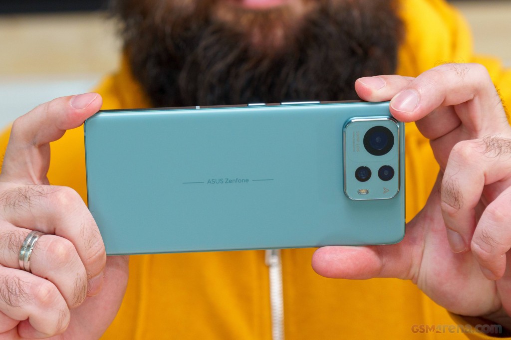 Asus Zenfone 12 Ultra