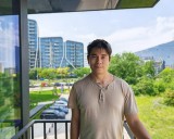 Portraits: Portrait mode - f/2.5, ISO 200, 1/780s - Honor 400 Pro review