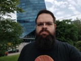 Honor 400: 12.5 MP selfie camera samples - f/2.0, ISO 50, 1/1000s - Honor 400 review