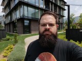 Honor 400: 12.5 MP selfie camera samples - f/2.0, ISO 50, 1/1100s - Honor 400 review
