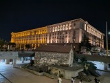 Honor 400: 12.5 MP main camera Night mode samples - f/1.9, ISO 3200, 1/25s - Honor 400 review