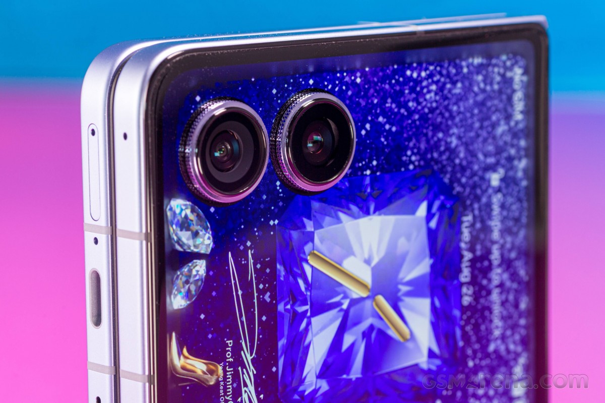 Обзор Honor Magic V Flip 2