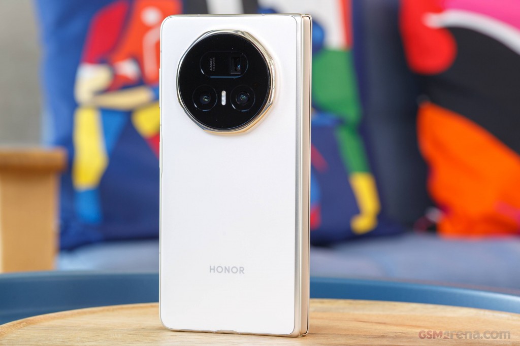 Honor Magic V5