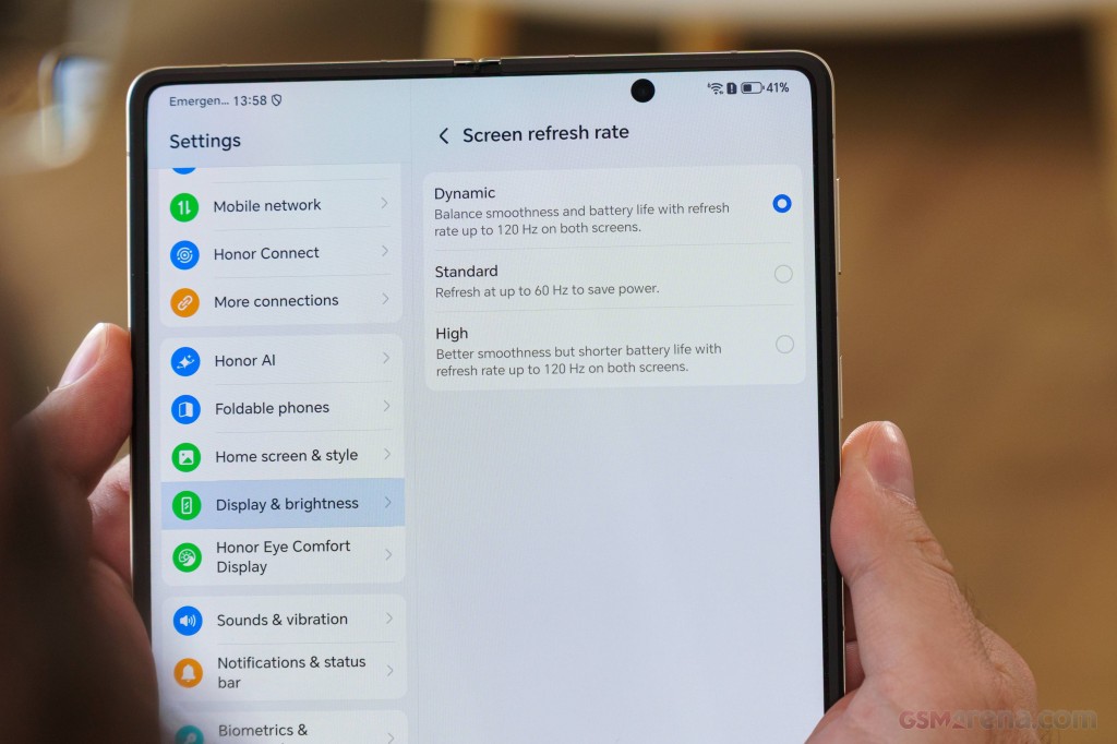 Honor Magic V5