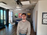 Honor Magic8 Lite: 12MP main camera portrait samples - 24mm, f/4.0, ISO 166, 1/100s (4000x3000px) - Honor Magic8 Lite review