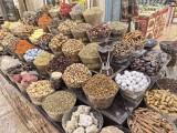 Main camera photos - 24mm, f/2.0, ISO 160, 1/390s (4096x3072px) - Huawei Mate X7 hands-on review