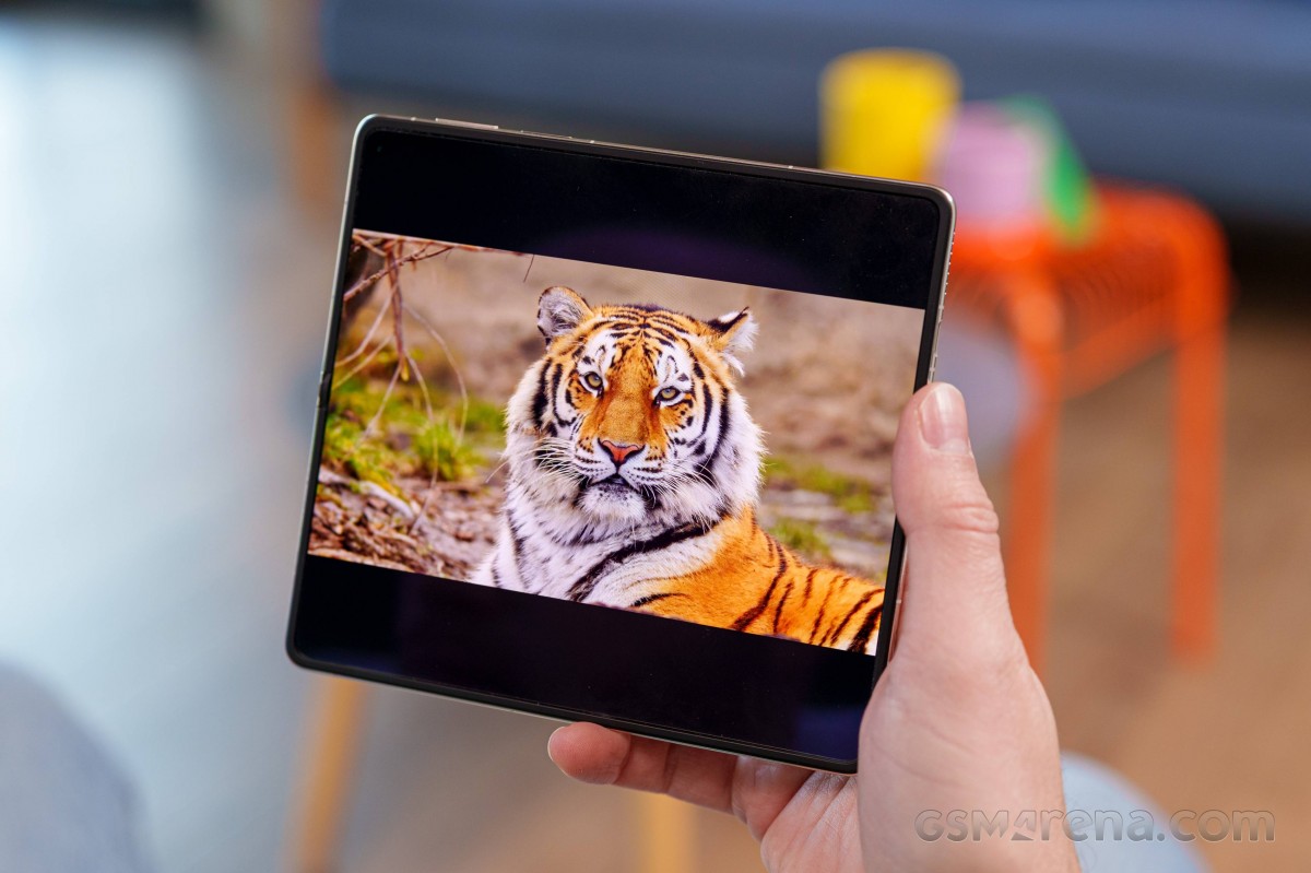 Huawei Mate X7 recenzija