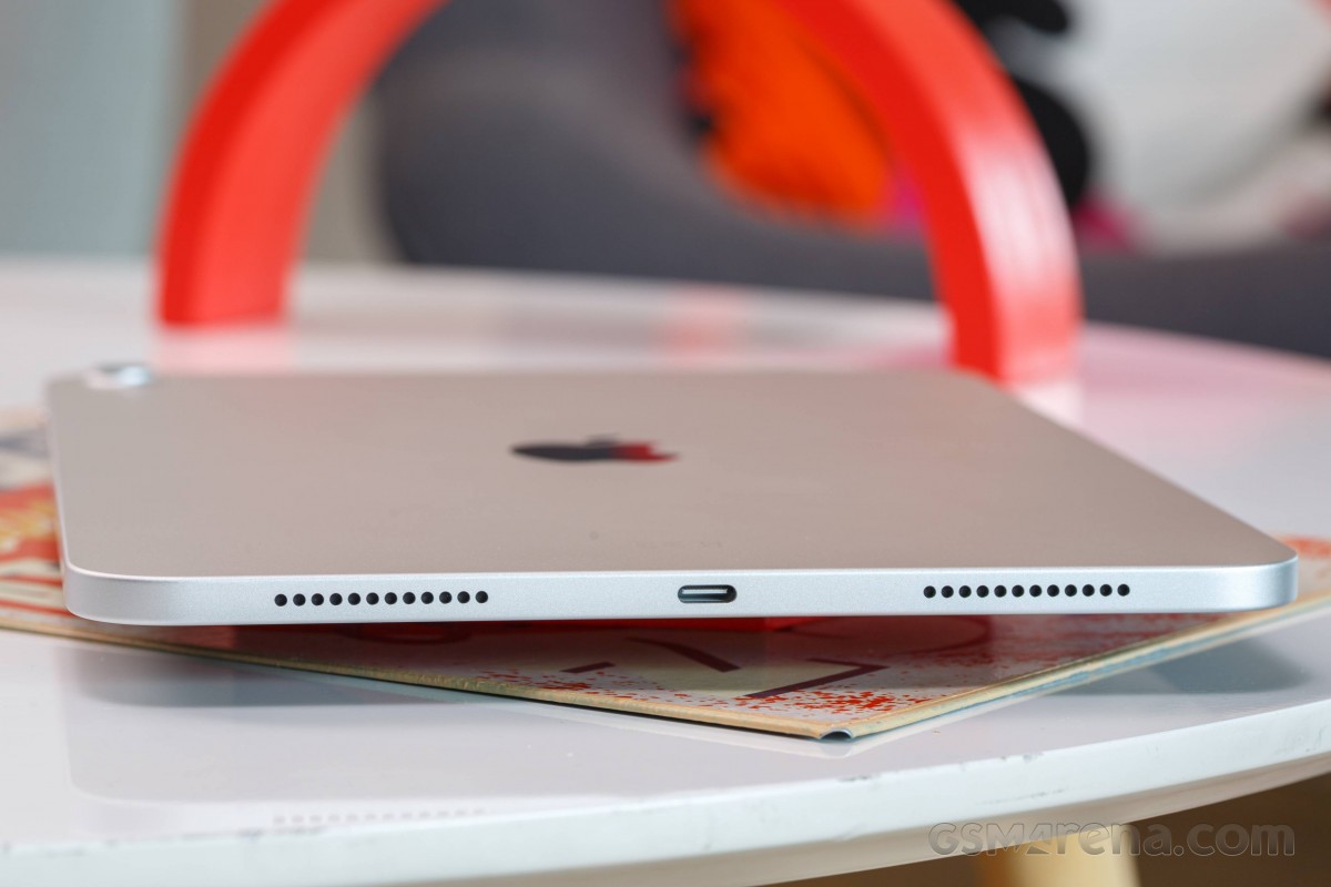 Обзор Apple iPad 11 дюймов A16 (2025)