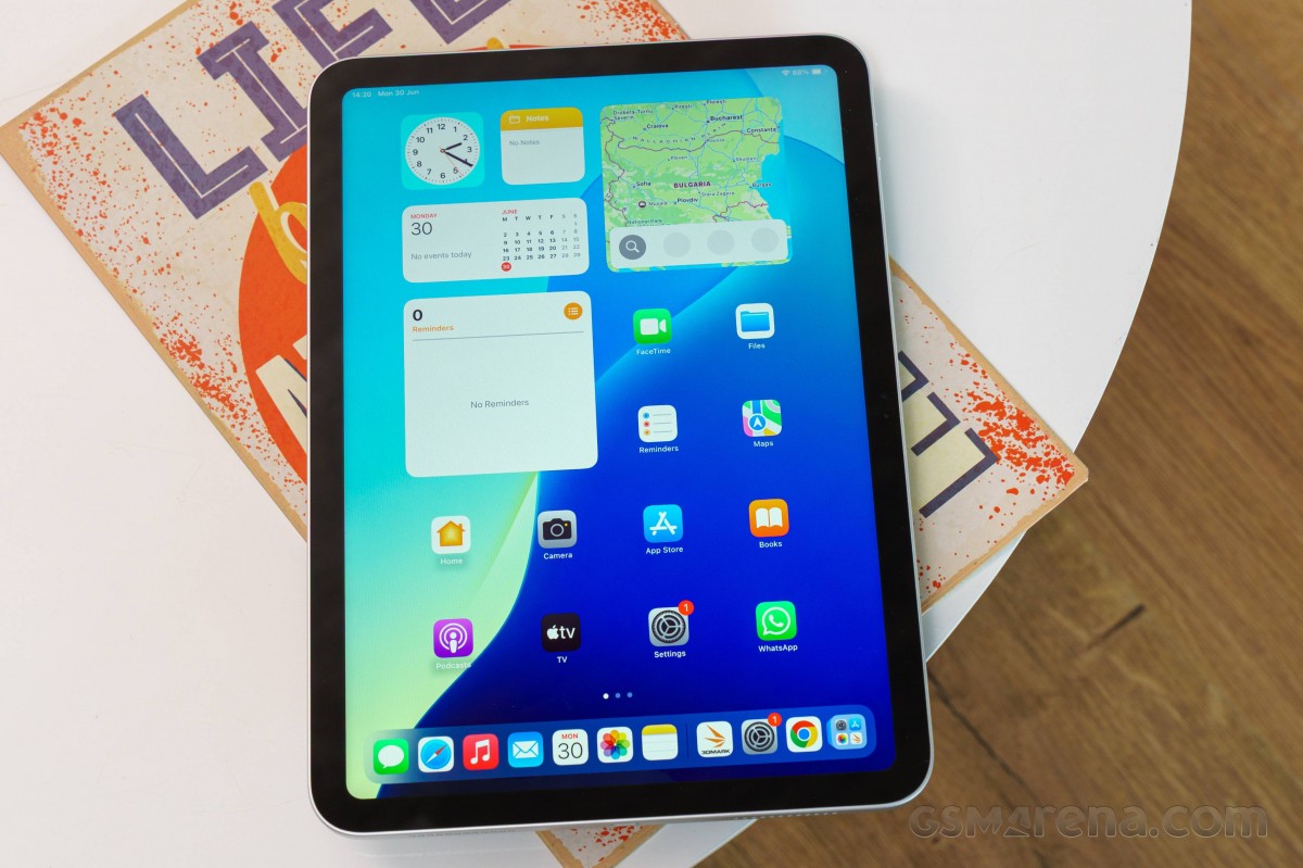 Обзор Apple iPad 11 дюймов A16 (2025)