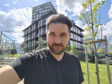 Selfies - f/2.2, ISO 100, 1/197s - Motorola Moto G Stylus 5G 2025  review