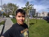 Selfies - f/2.2, ISO 100, 1/1087s - Motorola Moto G Stylus 5G 2025  review