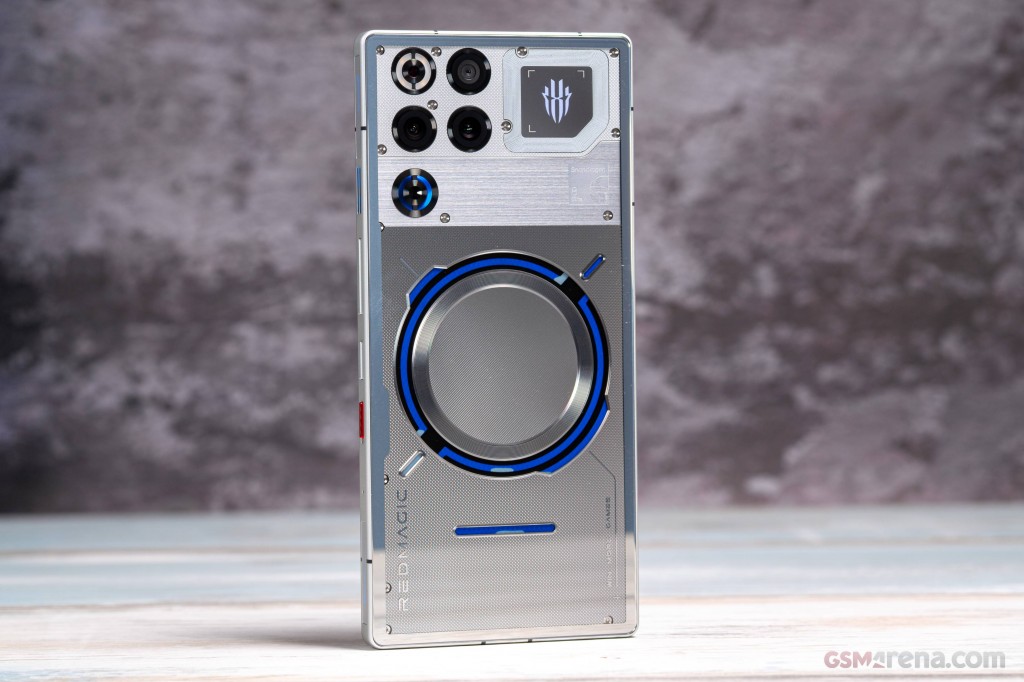 ZTE nubia RedMagic 11 Pro