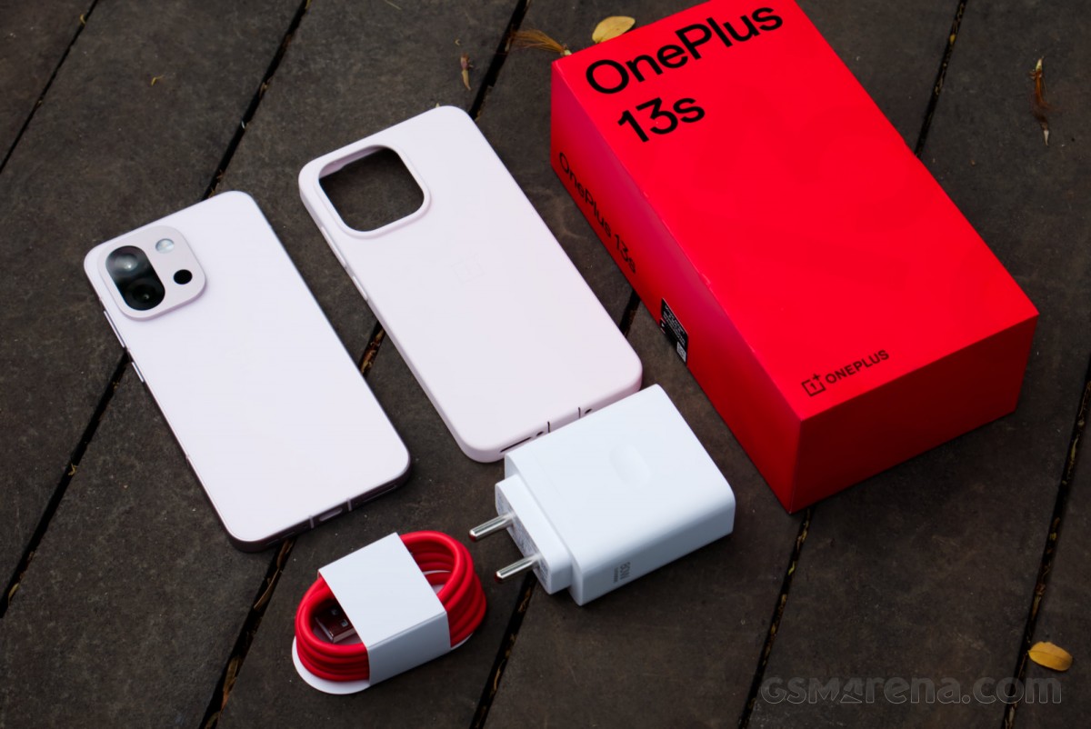 OnePlus 13s hands-on review